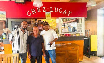 visite des élus et des personnels administratifs à cilaos 