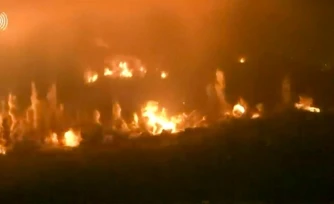 Cette capture d'écran montre des explosions produites par l'armée israélienne sur des infrastructures souterraines du Hezbollah dans le sud du Liban, le 10 septembre 2026