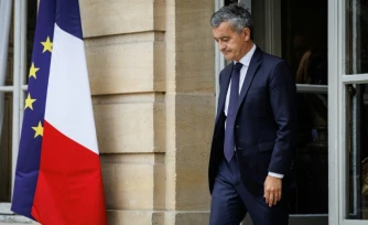 Le ministre de la Justice Gérald Darmanin quitte les bureaux du Premier ministre, le 5 juin 2026 à Paris
