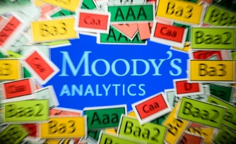 Moody's classe encore la France parmi les dettes de bonne qualité, avec une note Aa3, quand Fitch et Standard & Poor's lui accordent seulement A+ depuis l'automne