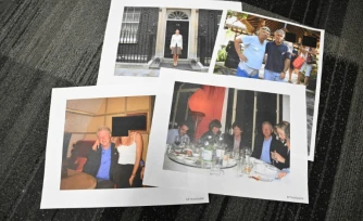 Des photos extraites du dossier Epstein, le 19 décembre 2025 à Washington