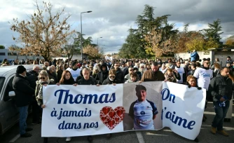 Marche blanche pour Thomas à Romans-sur-Isère le 22 novembre 2023