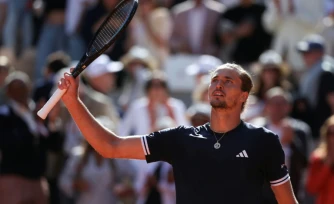 L'Allemand Alexander Zverev, qualifié pour la finale de Roland-Garros, en battant le Tchèque Jakub Mensik, le 5 juin 2026