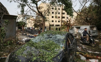 Le site d'une frappe aérienne israélienne à Beyrouth, le 1er avril 2026