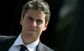 Gabriel Attal, secrétaire général du parti Renaissance, visite un salon professionnel à Villepinte, en banlieue parisienne, le 16 juin 2026