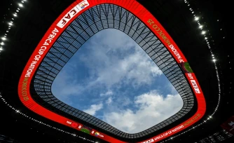 Vue du toit du stade Moulay Abdellah depuis l'intérieur de l'enceinte à quelques heures du match d'ouverture de la CAN entre le Maroc et les Comores, le 21 décembre 2025