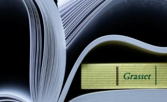 Plus de 300 auteurs et acteurs du monde de l'édition appellent dans une tribune publiée par la Tribune Dimanche à la création d'une "clause de conscience" dans leur secteur 