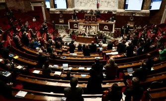 La suspension de la rĂ©forme des retraites va ĂȘtre dĂ©battue mercredi Ă l'AssemblĂ©e