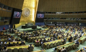 Le secrétaire général de l'ONU, Antonio Guterres, lors de la 11e Conférence d'examen du Traité sur la non-prolifération des armes nucléaires (TNP) au siège des Nations unies à New York, le 27 avril 2026
