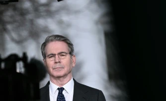 Le secrétaire américain au Trésor, Scott Bessent à la Maison Blanche, le 6 mars 2026 à Washington