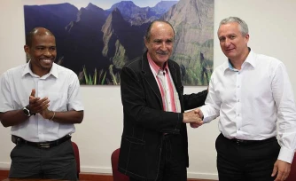 Vendredi 9 Septembre 2011
Conférence de presse du grand raid et EDF