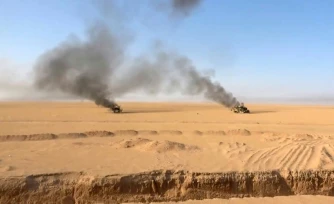 Une image diffusée le 15 septembre par les Houthis montre des véhicules militaires qu'ils disent avoir attaqué à al-Jawf, au Yémen