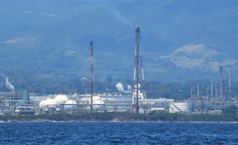 Raffinerie de Petron Bataan Refinery (PBR) aux Philippines qui a déclaré l'état d'urgence énergétique à Limay dans la province de Bataan (nord-est) le 26 mars 2026