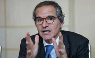 Rafael Grossi, directeur général de l'Agence internationale de l'énergie atomique (AIEA), lors d'une conférence de presse à Séoul, le 15 avril 2026 en Corée du Sud