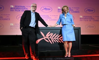 Le délégué général du Festival de Cannes, Thierry Frémaux (g), et la présidente du festival, Iris Knobloch, pour l'annonce de la sélection officielle de la 79e édition, à Paris, le 9 avril 2026