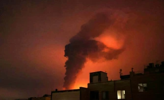 Bombardement contre la raffinerie de pétrole de Shahran à Téhéran, le 7 mars 2026