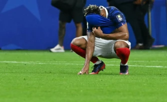 La déception du Français Desiré Doué après l'élimination en demi-finale du Mondial face à l'Espagne, le 14 juillet 2026 à Arlington près de Dallas