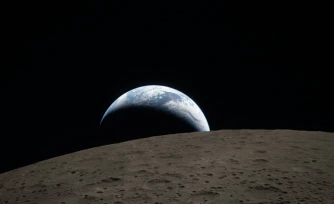 Photographie d'un coucher de Terre prise par l'équipage d'Artémis II et publiée par la Nasa le 7 avril 2026