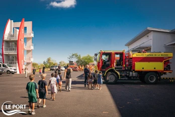 Le Port : immersion chez les pompiers pour les marmailles en vacances