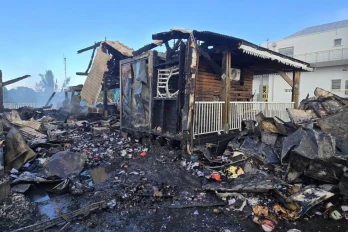[Vidéo] Saint-Philippe : incendie dans un bâtiment communal, une enquête ouverte