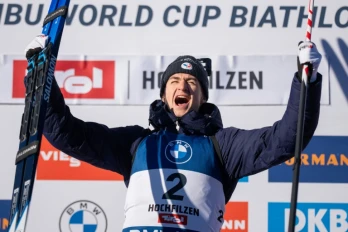 Le Français Eric Perrot, vainqueur de la poursuite de Hochfilzen (Autriche), le 13 décembre 2025