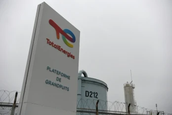 Le tribunal judiciaire de Paris a enjoint jeudi à TotalEnergies d'intégrer les émissions de gaz à effet de serre de ses clients dans son plan de vigilance