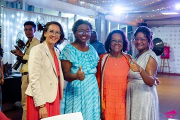 Région Réunion: Evelyne Corbière présente au premier gala de l'association femmes entrepreneurs et leaders de la Réunion