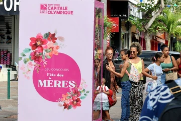 Saint-Denis : deux photobooths spéciales fête des mères
