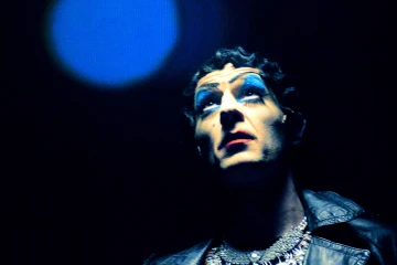 Téat Champ Fleuri - Madame ose Bashung