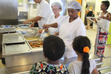 Saint-Paul s'engge pour la sécurité alimentaire des cantines scolaires