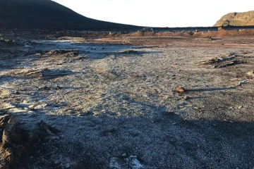 Givre au Piton de la Fournaise plaine des sables 20 mai 2020