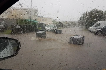 Rue inondée au chaudron