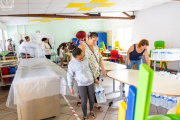 Tampon : distribution de packs d'eau