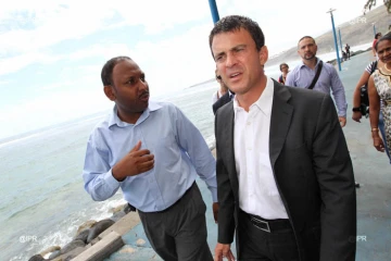 Thierry Robert et  Manuel Valls 