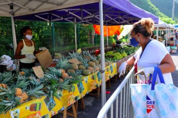 Le marché forain à La Ravine Saint-Leu ouvert ce samedi 