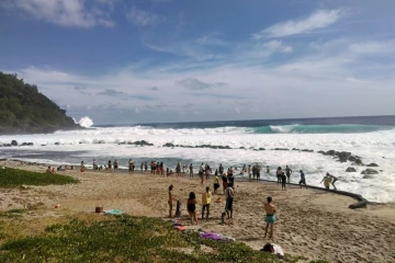 houle grand anse