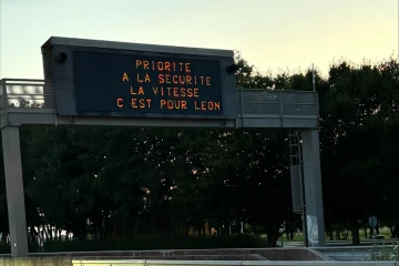 "La vitesse, c'est pour Léon" : le clin d’œil d'une société d'autoroutes après les performances du nageur [?]