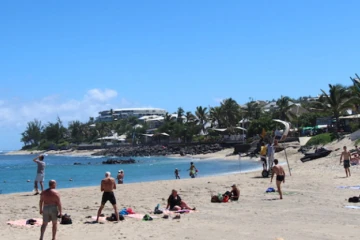 baignade autorisée aux Roches noires Saint-Paul