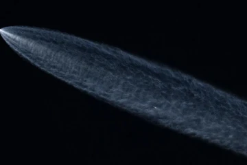L'objet incandescent observé hier soir dans le ciel notamment dans le Grand-Est serait la désintégration d'un satellite de télécommunication Starlink (SpaceX ). (Illustration) - Patrick T. Fallon / AFP / Patrick T. Fallon / AFP