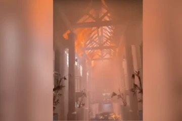 feu dans l'hotel le lux de belle mare à Maurice