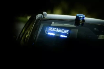 Un corps sans vie, portant des papiers d'identité d'un étudiant disparu en février, a été découvert dans une rivière à Moncoutant-sur-Sèvre, commune des Deux-Sèvres où le jeune homme avait été aperçu pour la dernière fois ( AFP / LOIC VENANCE )
