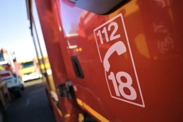 Sept personnes ont été tuées, et deux autres blessées dont l'une grièvement, dans un accident de la circulation survenu mardi en début de soirée près de Chartre ( AFP / Lou Benoist )