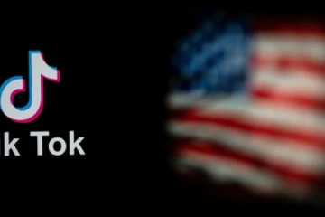 Le gouvernement américain va étudier cette semaine une "proposition" transmise par le groupe chinois ByteDance, incluant la société américaine Oracle, pour tenter de résoudre le différend sur la plateforme à succès TikTok