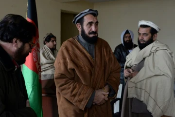Emprisonné 5 ans à Guantanamo, Haji Ghalib, devenu chef de district en Afghanistan, dans son bureau  le 17 février 2017 à Bati Kot 