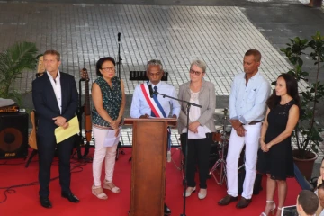 Inauguration de la médiathèque Michel Adélaide