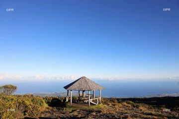 kiosque sur la route du Maïdo 