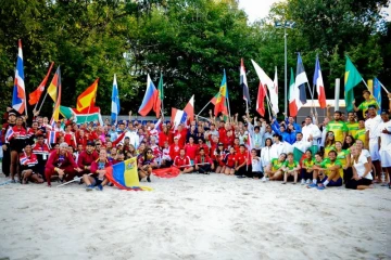 Beach tennis