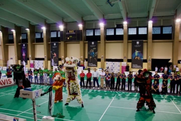 Saint-Denis organise sont premier Open de Badminton