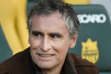 L'entraîneur de Dijon, Olivier Dall?Oglio, pendant un match de Ligue 1 face à Nantes, au stade la Beaujoire à Nantes, le 14 avril 2018