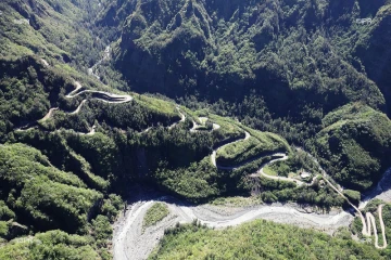 Route de Cilaos fermée vue du ciel